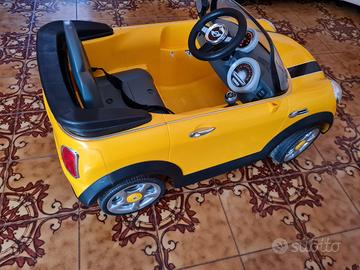 macchina elettrica per bambini  