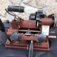 Macchina Duplicatrice Chiavi Piatte Universali Mar