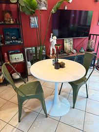 2 sedie in metallo verdi