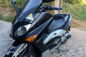 Yamaha Tmax