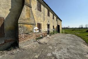 RIF.LLE3 - CASCINA DA RISTRUTTURARE CON POSSIBILI