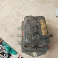 Regolatore di tensione per fiat