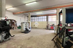 MAGAZZINO A FONTE NUOVA