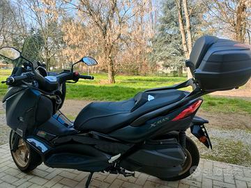yamaha xmax300