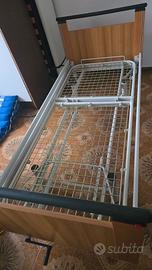 letto con sbarre per anziani