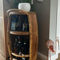Mobile bar in rattan