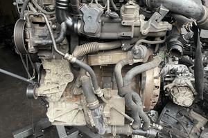 Motore usato Trafic Vivaro Primastar 2.0 DCi M9R