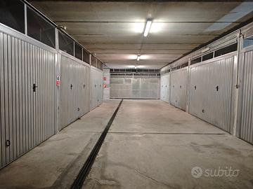 Garage box doppio magazzino deposito 25 metri