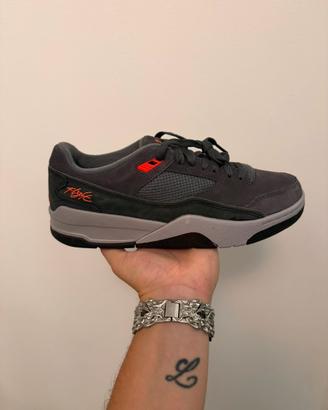 Air Jordan Flight Court