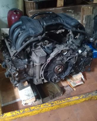 Motore e parti porsche boxster 2.5 del 99