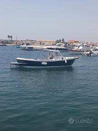 Calafuria 7, natante cabinato