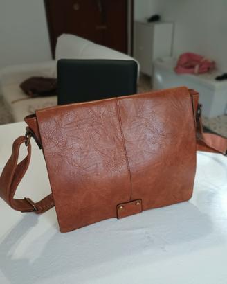 Borsa tracolla da uomo in pelle 