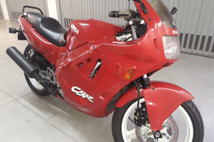 Honda cbr 600 f pc 19