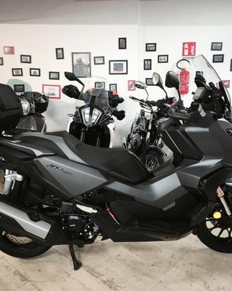 Honda ADV 350