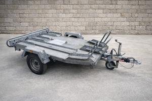 Carrello rimorchio porta moto