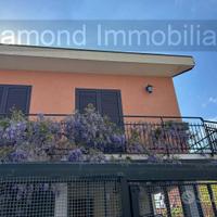 Casa indipendente con giardino e garage a Milo