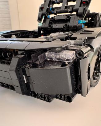 LEGO Technic BATMOBILE DI BATMAN