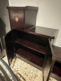 Mobile contenitore marrone scuro