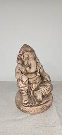 statua Ganesha in pietra