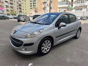 Peugeot 207 1.4 88CV 5p. ONE Line