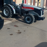 Trattore Agricube 90 hp