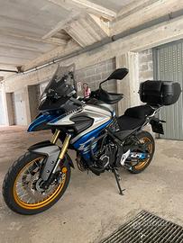 Voge 525