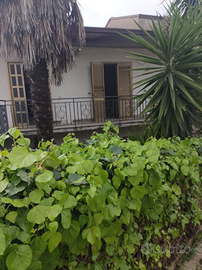 VENDES Casa indipendente compos da 2 Appartamenti