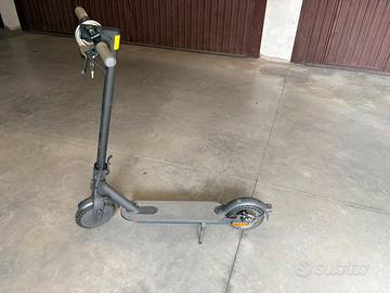 Monopattino elettrico xiaomi