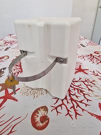 Cassettina con chiave porta oggetti per ombrellone