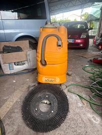 Lava asciuga pavimenti professionale