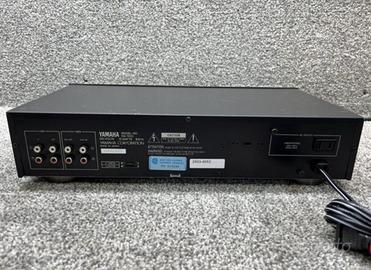 Equalizzatore Yamaha EQ 550