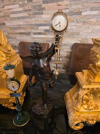 Orologio oscillante misterioso Junghans