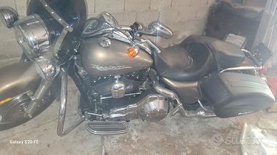 Harley davidson road king custom