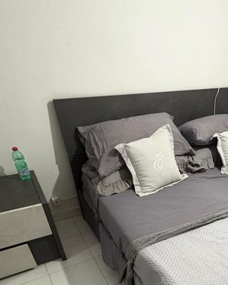 Letto e 2 comodini
