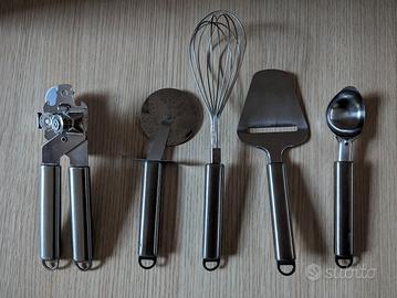 Set 10 utensili da cucina in acciaio - Arredamento e Casalinghi In