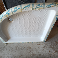 Piatto doccia Ideal standard semicircolare