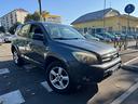 toyota-rav-4-2-2-d-177-cv-luxury-4x4