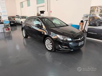 Opel Astra 1.7 CDTI 110CV 5 porte Cosmo