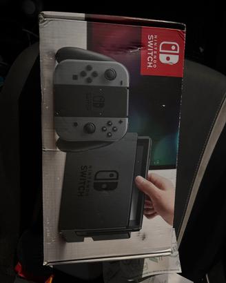 Nintendo Switch + mariokart 8