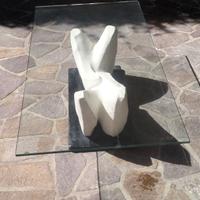 Tavolino con piano in vetro