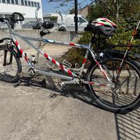 Bicicletta tandem
