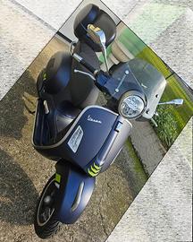 Piaggio Vespa 300 GTS Supertech HPE - 2023