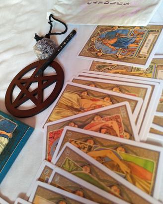 WITCH BOX - ASTROLOGICAL