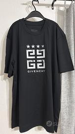 T shirt givenchy 2024 size M
