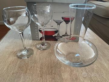 Decanter con due calici