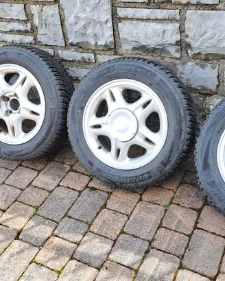 4 cerchi lega 14" Renault Clio +2 gomme neve