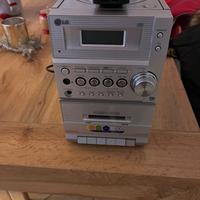 CD - radio e cassette della LG