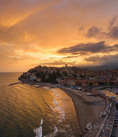 Nuova casa mare e università Imperia: 4 persone