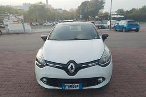 Renault clio 4 hatchback 2015