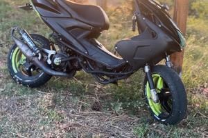 Aerox 2006 top viola